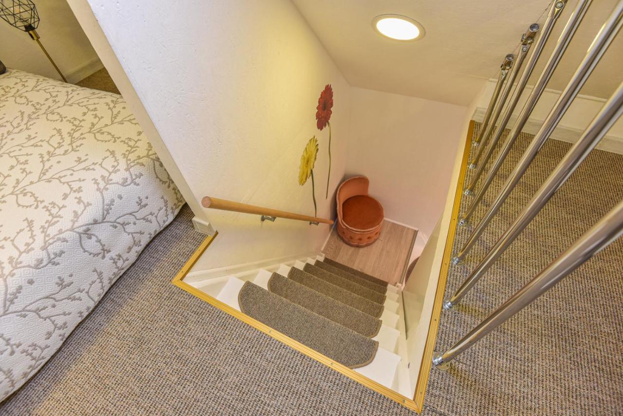 Vila Renata Laure Palanga Luaran gambar