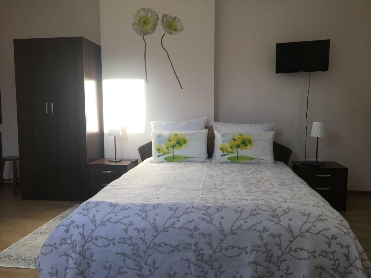 Vila Renata Laure Palanga Luaran gambar